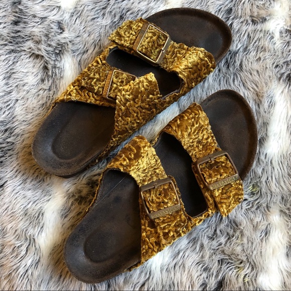 Birkenstock | Arizona Persian Gold Velvet Sandals